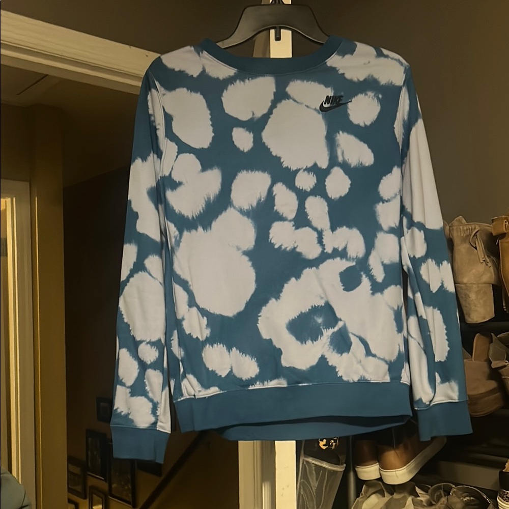 Nike logo blue and White Patterned Sweatshirt